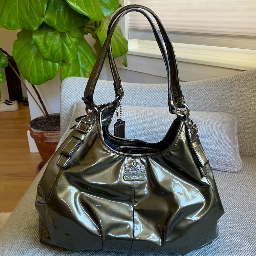 COACH Madison Maggie Gunmetal Shiny leather